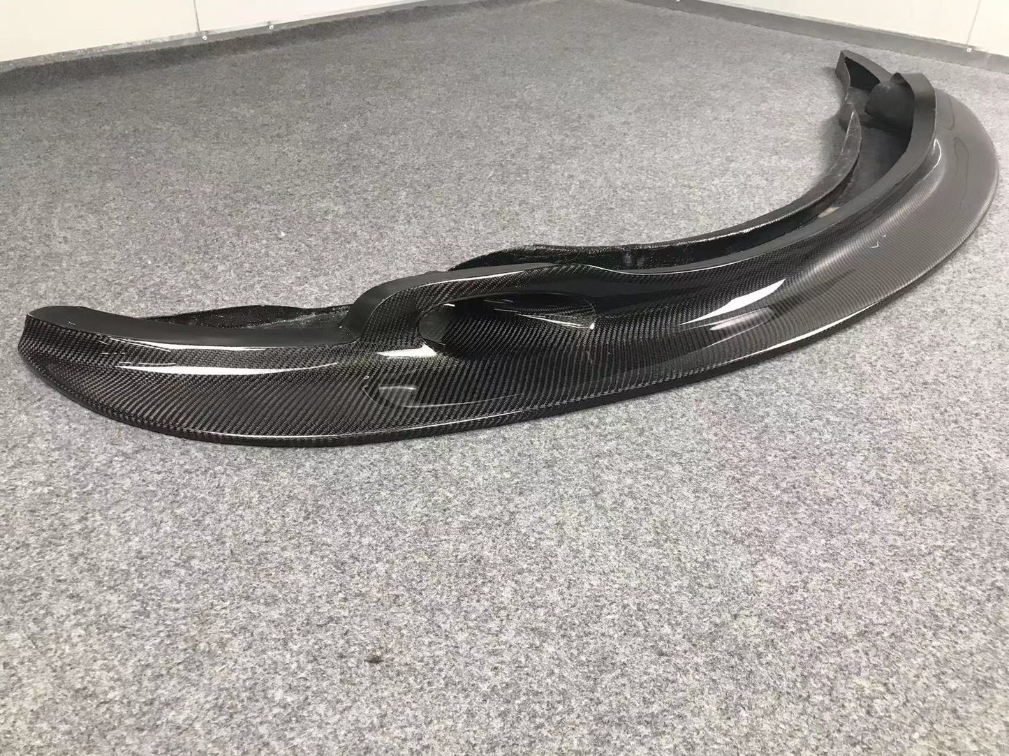 GT4 1:1 CARBON FIBER FRONT LIP - BMW E90/E92/E93 M3 & 3 SERIES