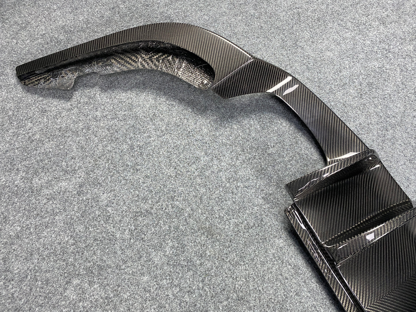 V STYLE CARBON FIBER REAR DIFFUSER - BMW F87 M2 & M2 COMPETITION