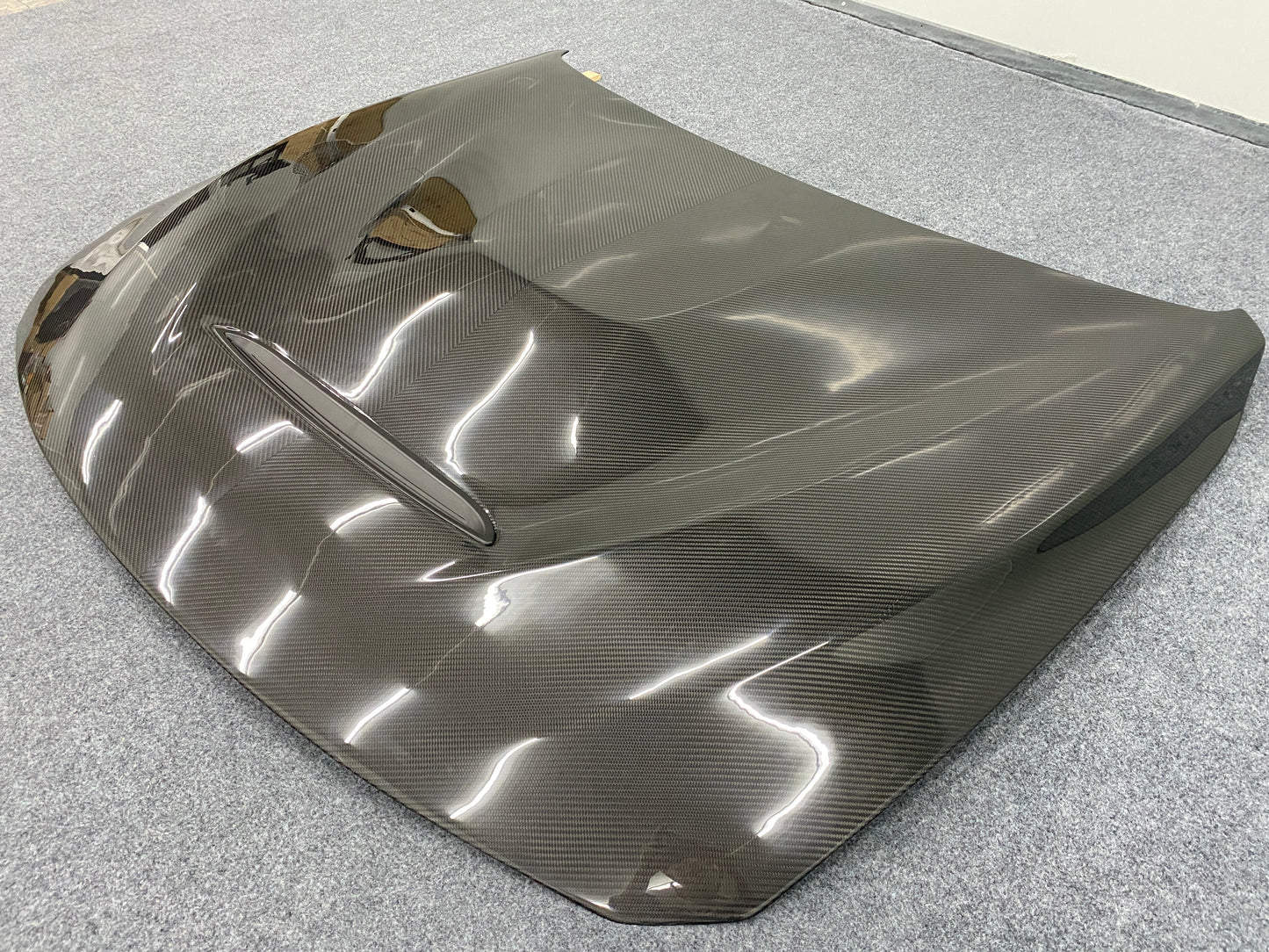 GTS STYLE CARBON FIBER FRONT HOOD - BMW F80 M3 & F82/F83 M4