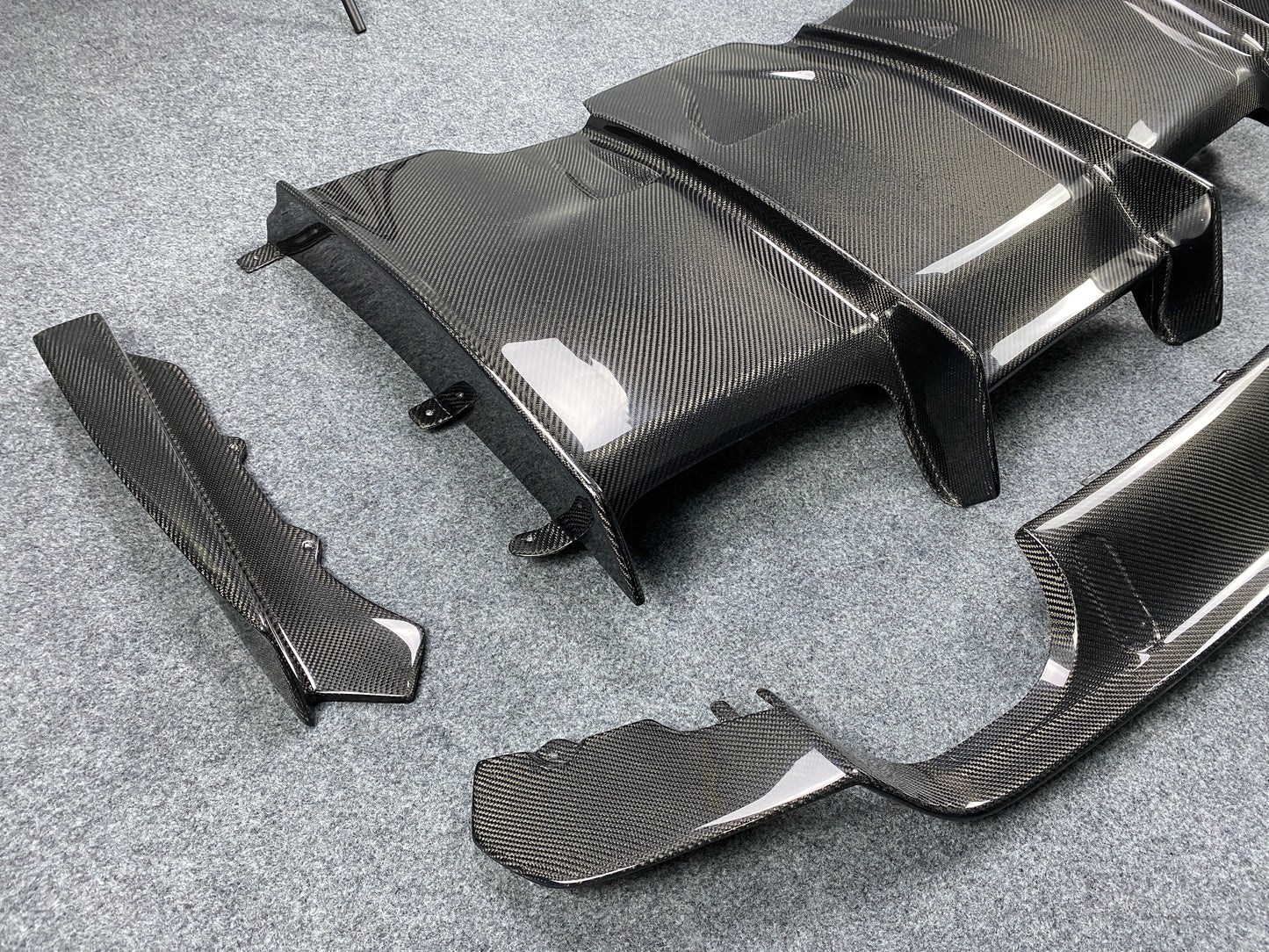 PSM STYLE CARBON FIBER REAR DIFFUSER - BMW F80 M3 & F82/83 M4