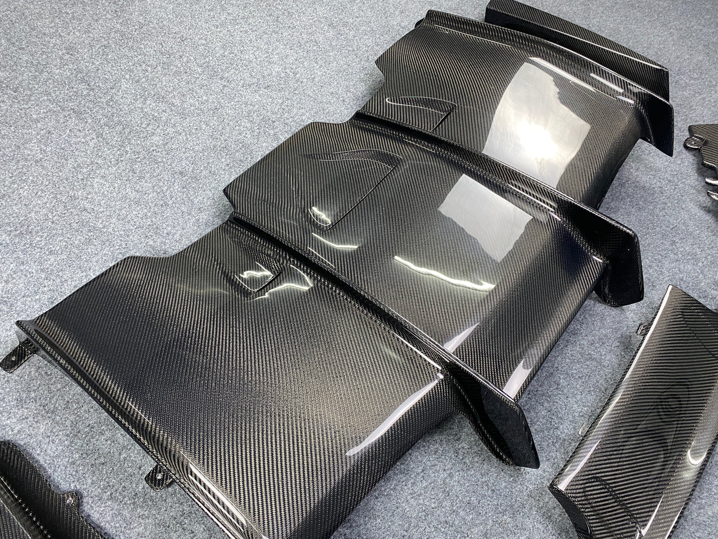 PSM STYLE CARBON FIBER REAR DIFFUSER - BMW F80 M3 & F82/83 M4